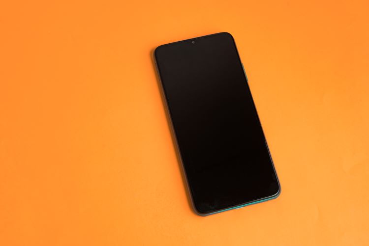 Poco telefonų apžvalga 02