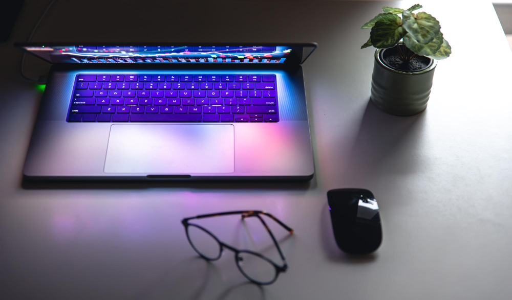Kodėl Microsoft Windows 11 yra taip prastai optimizuota operacinė sistema (OS) ?